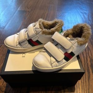 Authentic* Gucci Kids Ace leather sneaker with faux fur